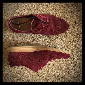 Cole haan oxfords in maroon suede with tan sole